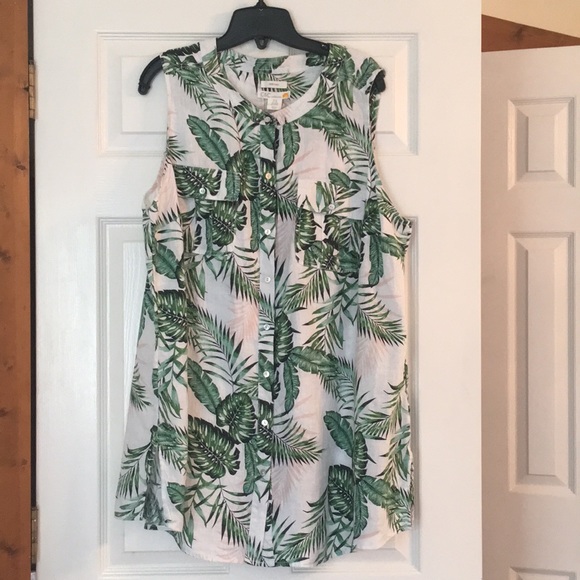 C&C California Tops - NWT - 2x Palm Leaf Sleeveless 100% Linen Shirt